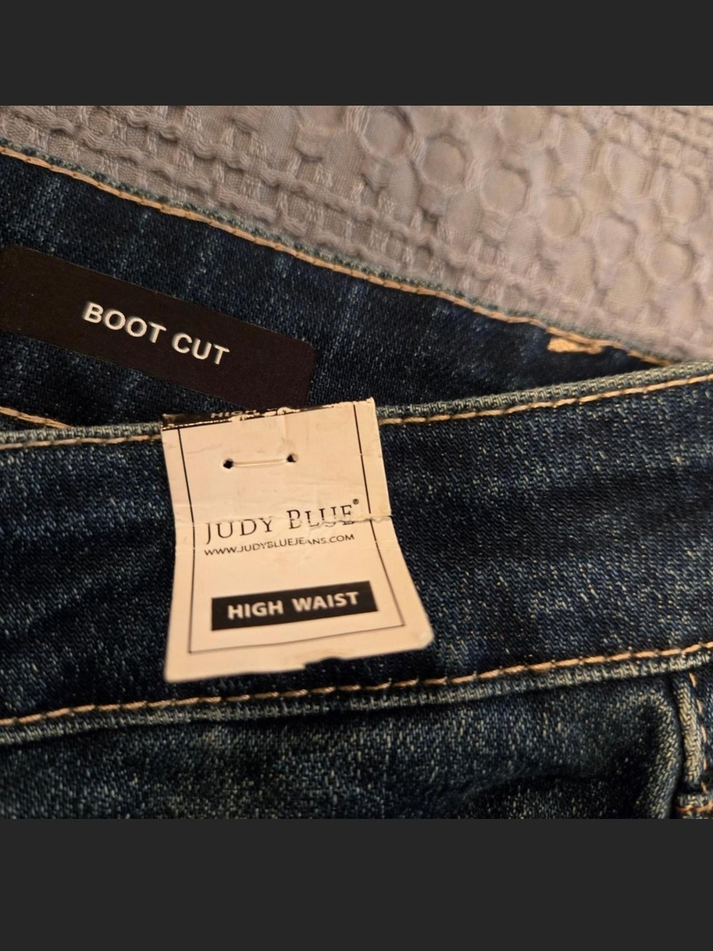 Judy Blue Classic Dark Blue Women's Flare Jeans with Patch Pockets - Picture 4 of 6